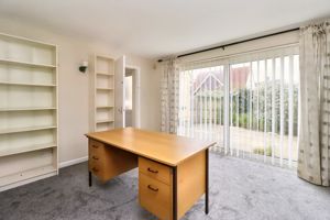 Family room- click for photo gallery